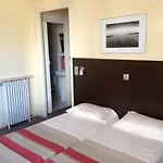Hotel Savoy 2*