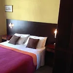 Savoy Hotel 2*